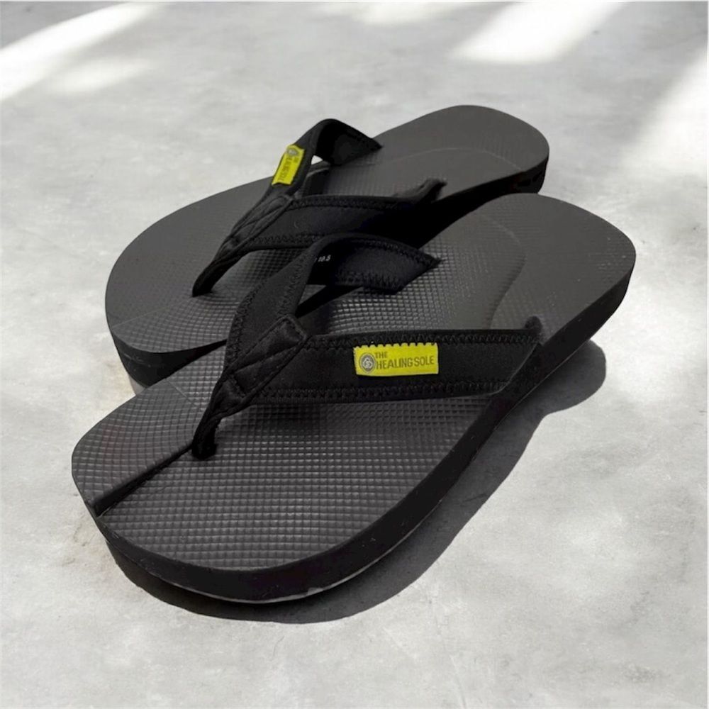 The Healing Sole Black Flip Flops with Yellow Logo - NWOB - 8.5